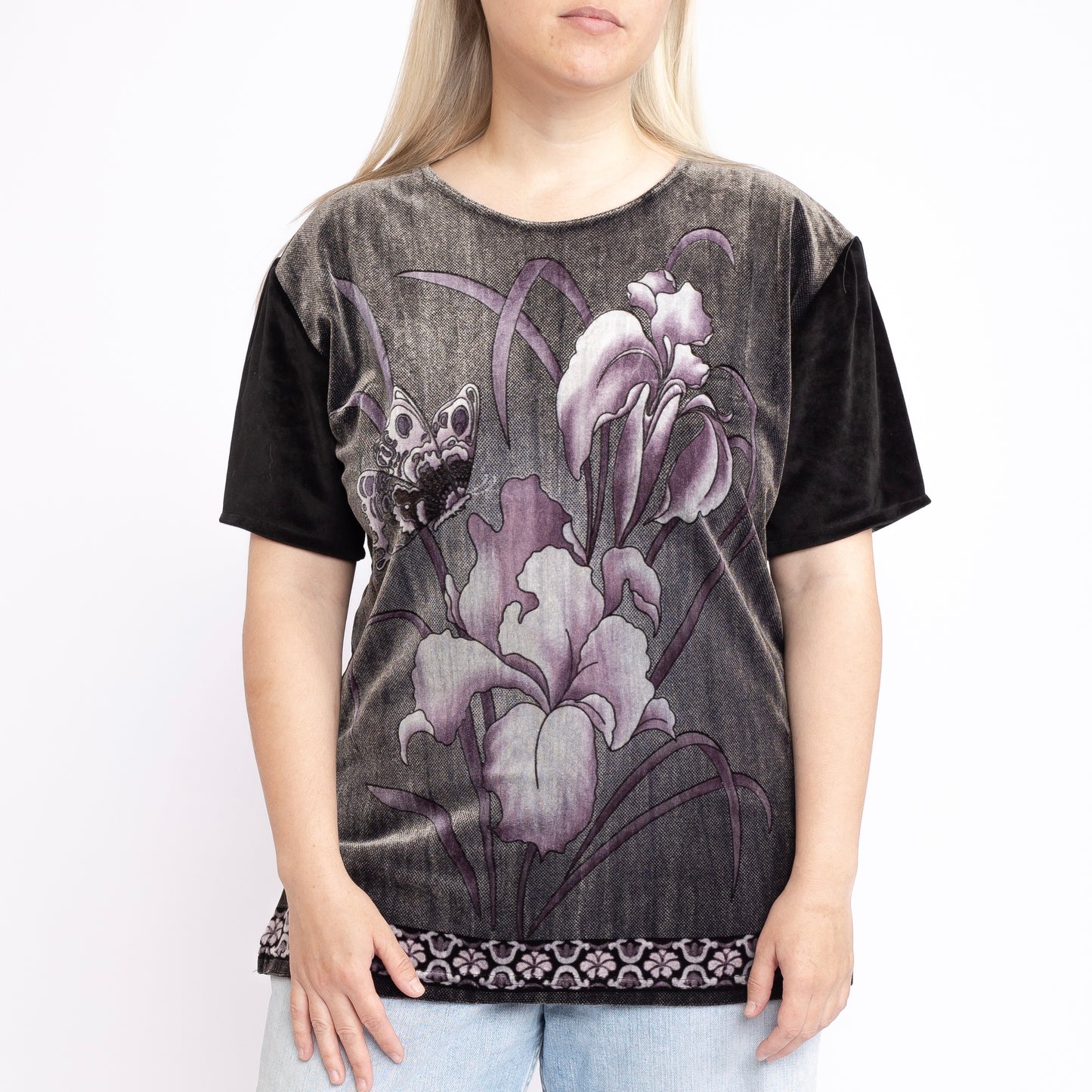 REMERA FLORES