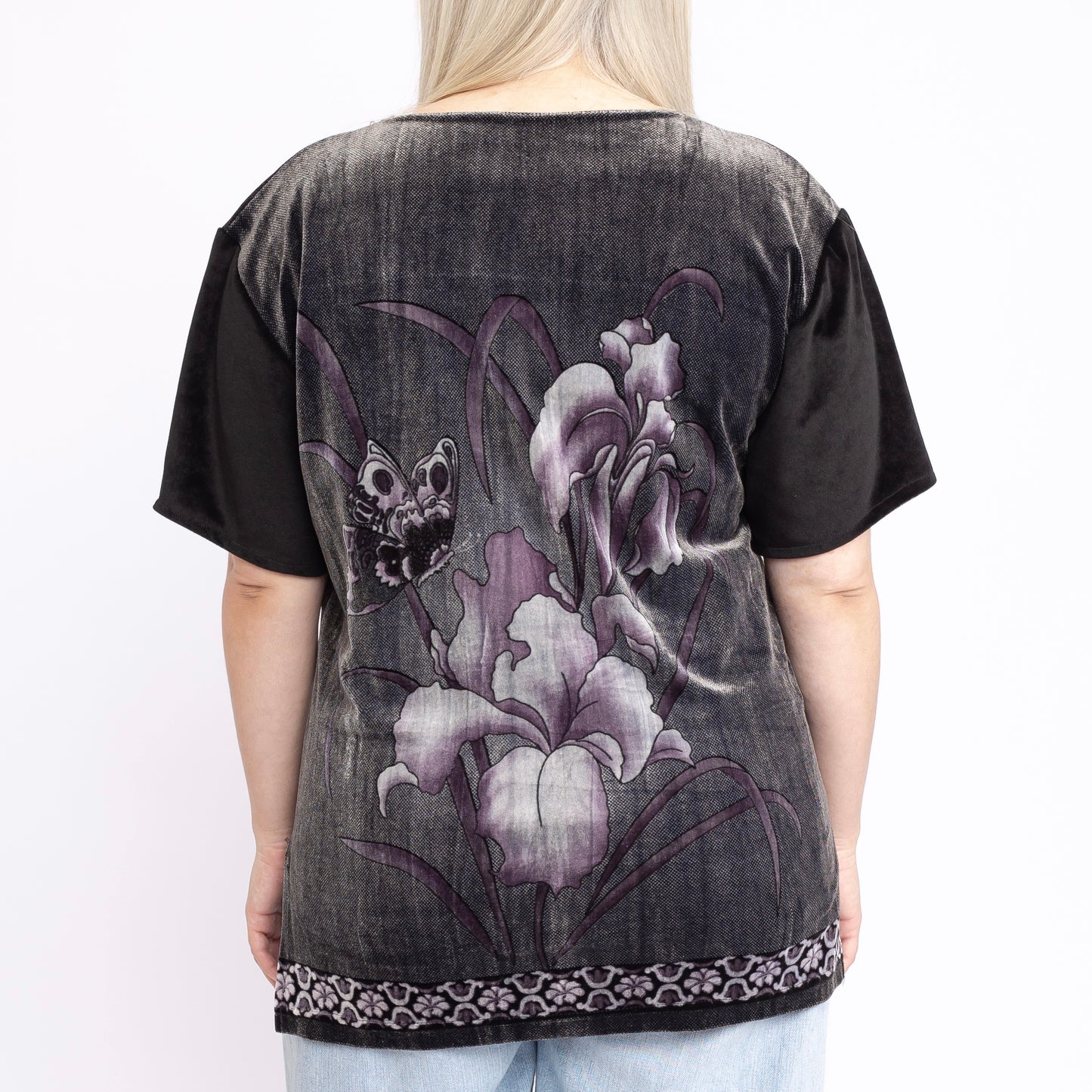 REMERA FLORES