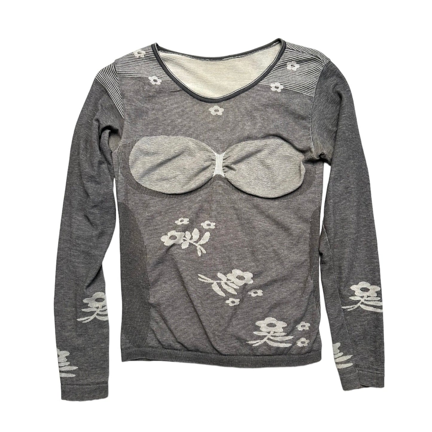 REMERA FLORES
