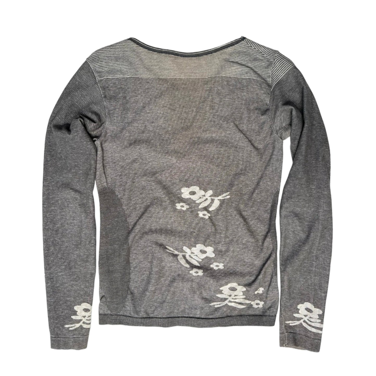 REMERA FLORES