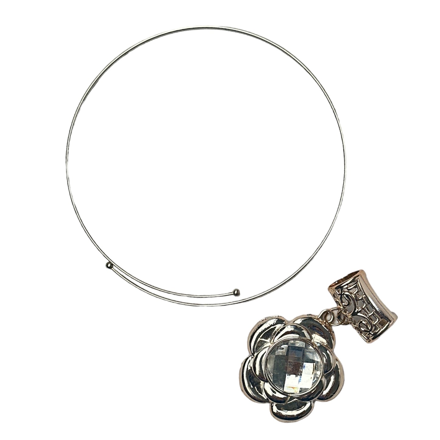 GARGANTILLA METAL Y FLOR