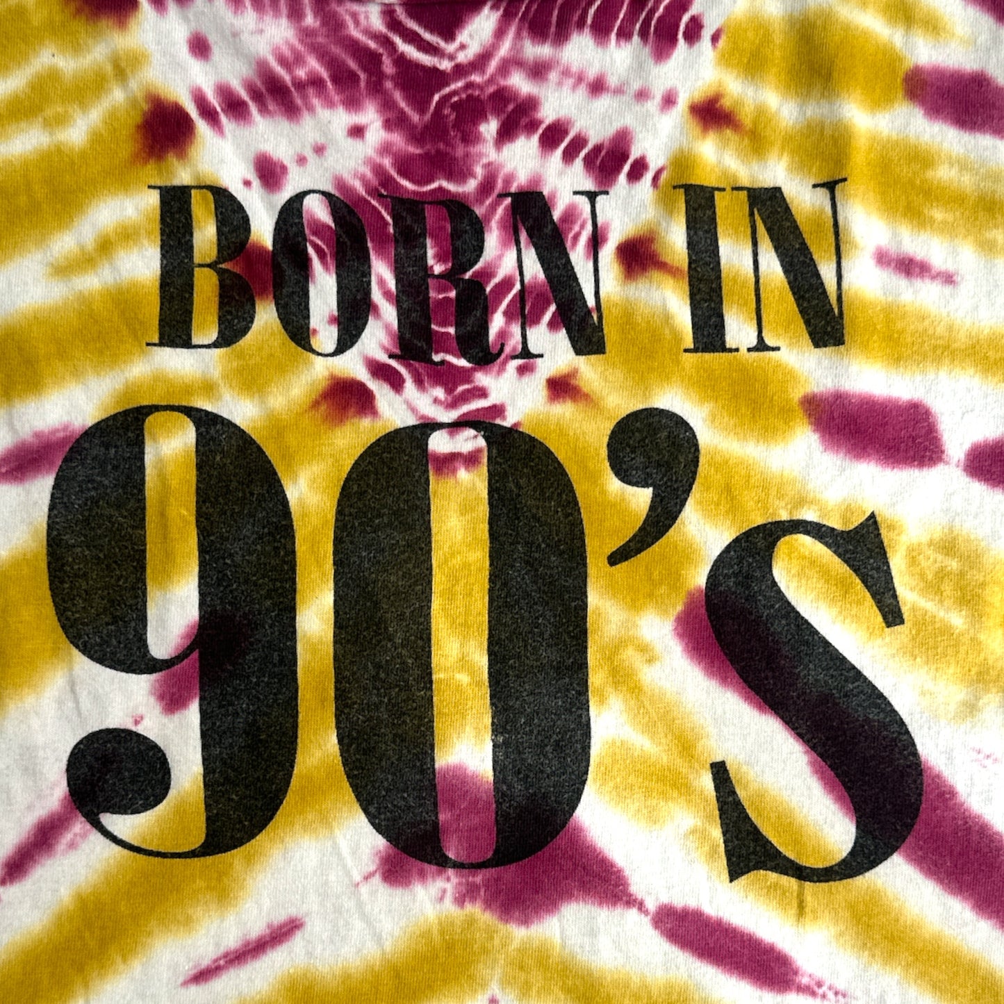 POLERA BATIK BORN IN 90´S