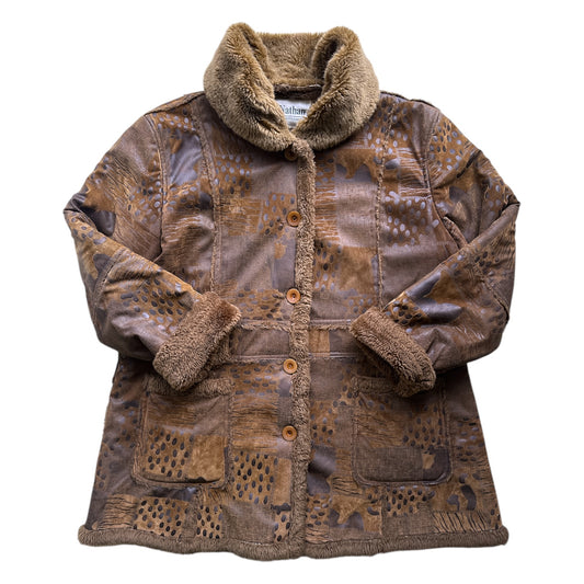 ABRIGO GAMULÁN SINTÉTICO